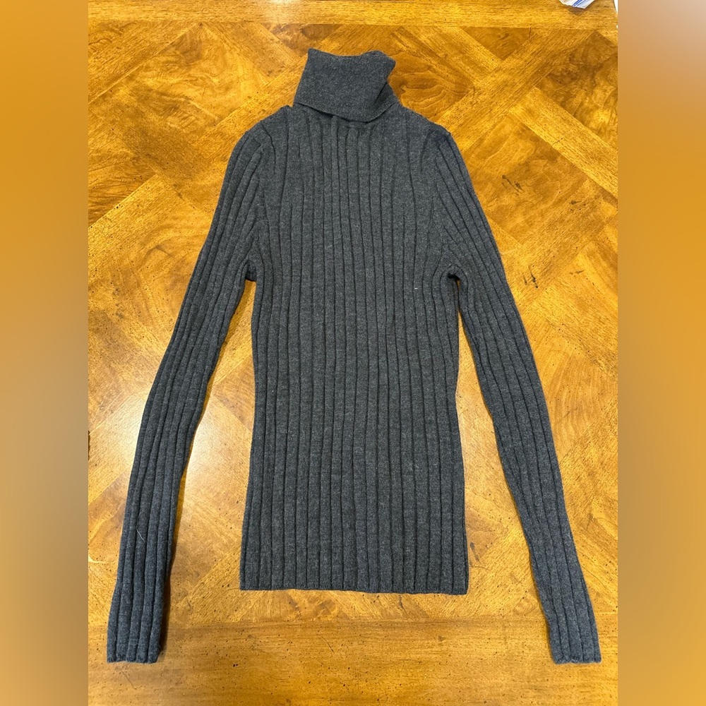 Banana Republic Merino Wool Turtleneck Sweater - Size Medium - BROWN or CHARCOAL